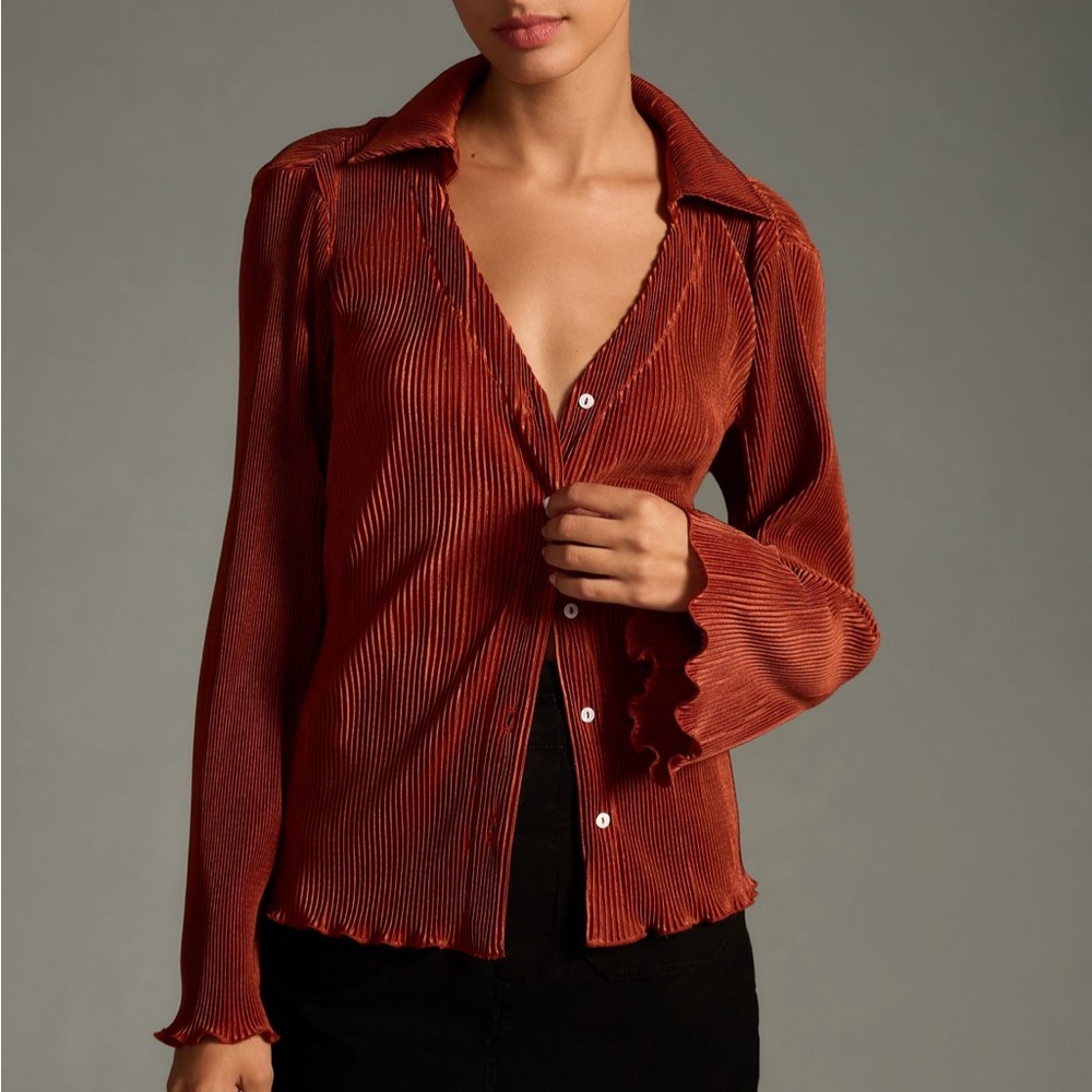 Lettuce-Hem Buttondown